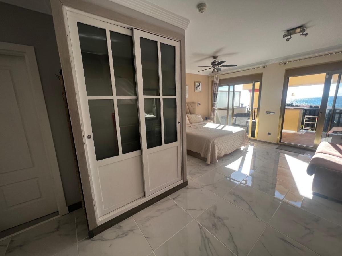 Beachfront Apartment - Sea Views - Marbella Exterior foto